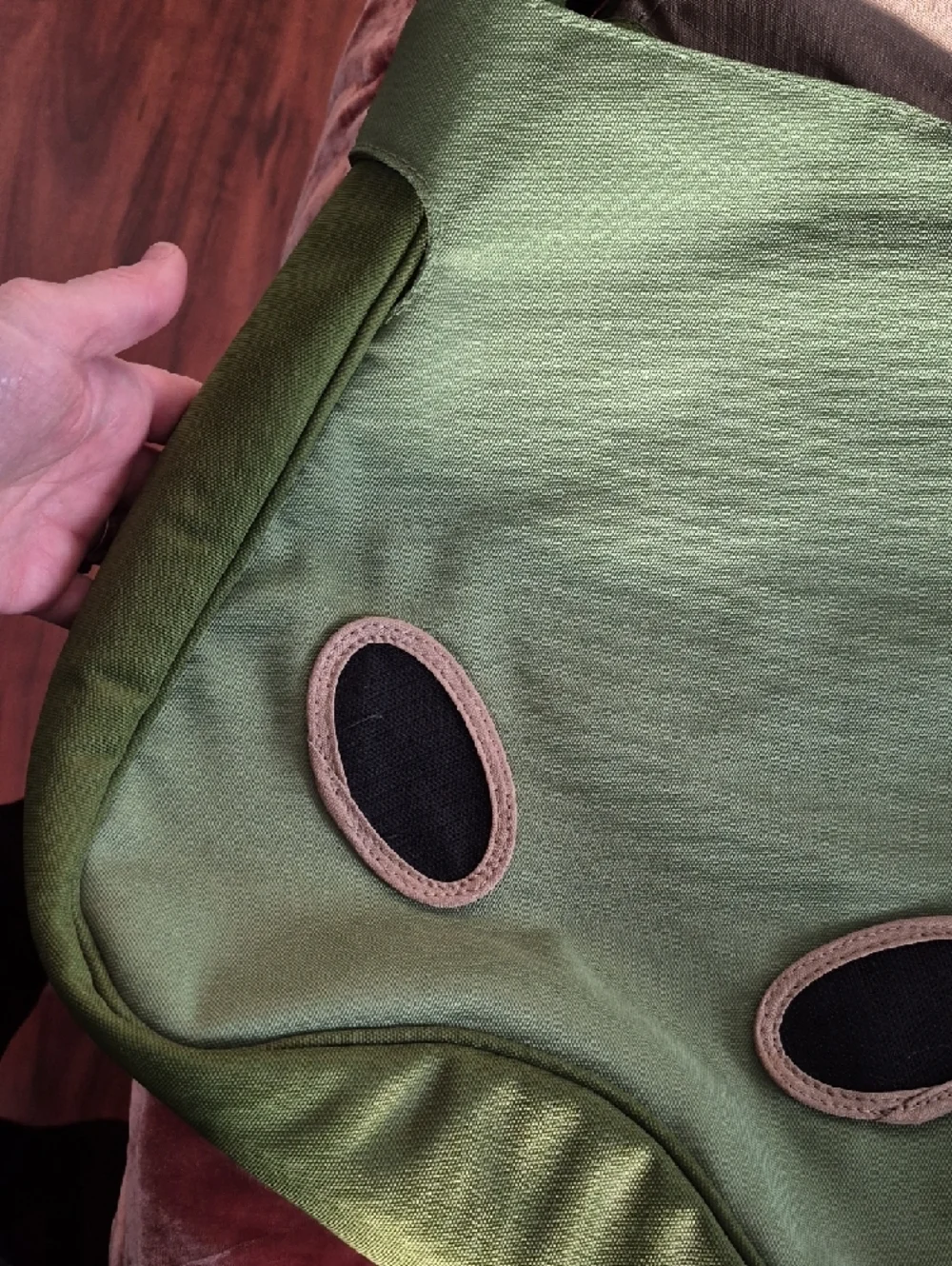 Crumpler compact olive